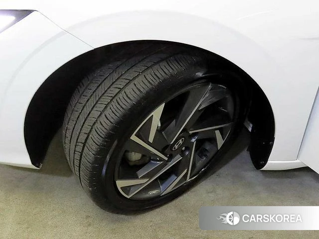 Hyundai The New Avante (CN7) id 4178273 из Кореи 11