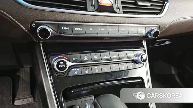 Hyundai Grandeur IG id 3029554 из Кореи 11