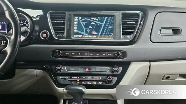 Kia All New Carnival id 3754714 из Кореи 11