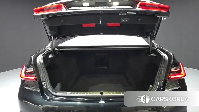 BMW 7 Series (G11) id 3601792 из Кореи 11