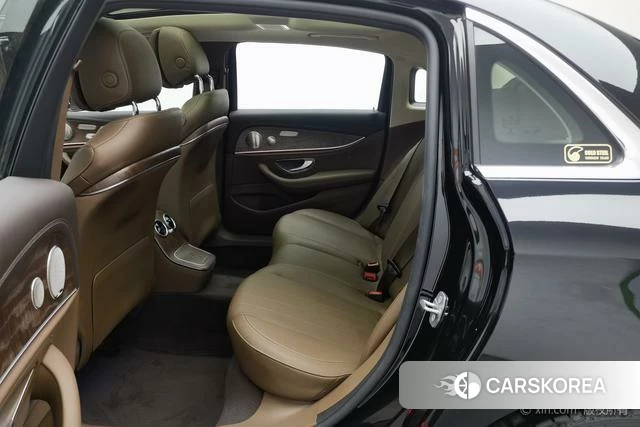 Mercedes-Benz E-class id 4259610 из Китая 11