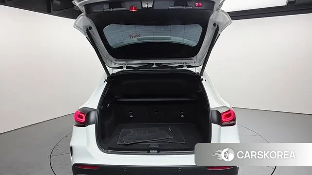 Mercedes-Benz GLA - Class H247 id 3611928 из Кореи 11