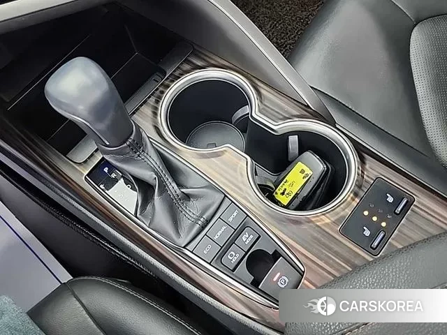 Toyota Camry (XV70) id 3469929 из Кореи 11