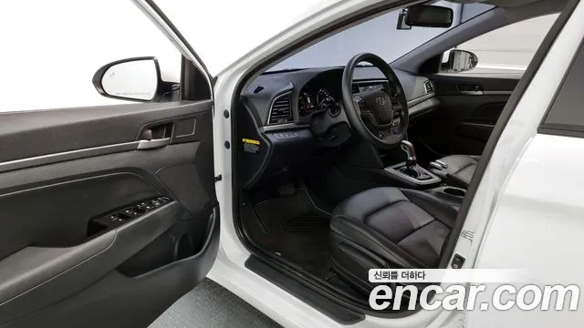 Hyundai Avante AD id 2694781 из Кореи 11