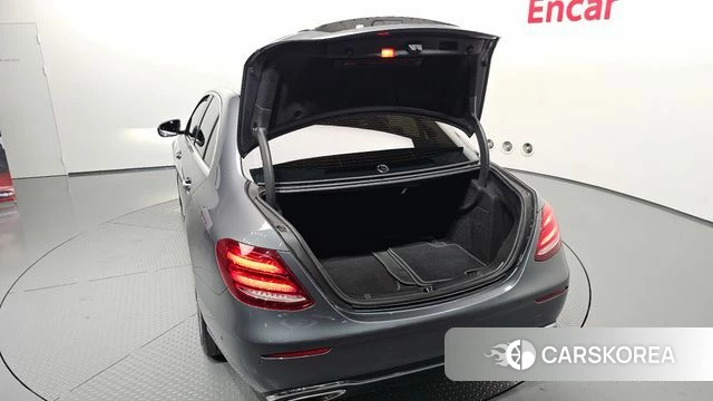 Mercedes-Benz E-Class W213 id 3966573 из Кореи 11