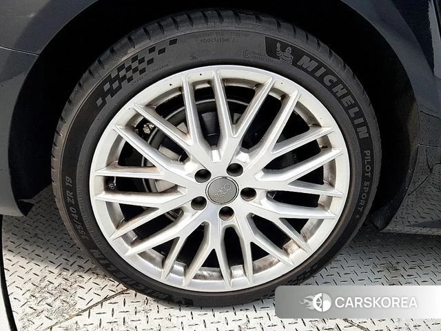 Audi New A6 id 3889427 из Кореи 11