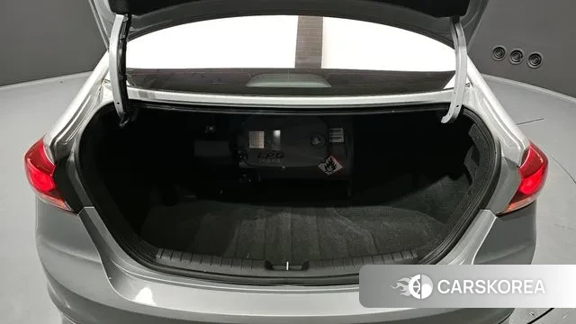 Hyundai Avante AD id 3060971 из Кореи 11