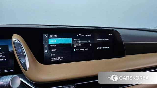 Genesis G90 (RS4) id 3897683 из Кореи 11