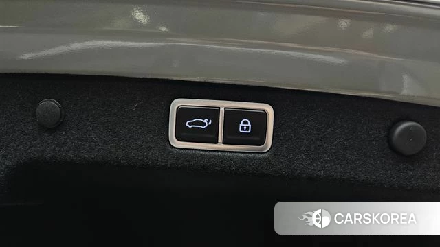 Hyundai Grandeur Hybrid (GN7) id 4548536 из Кореи 11