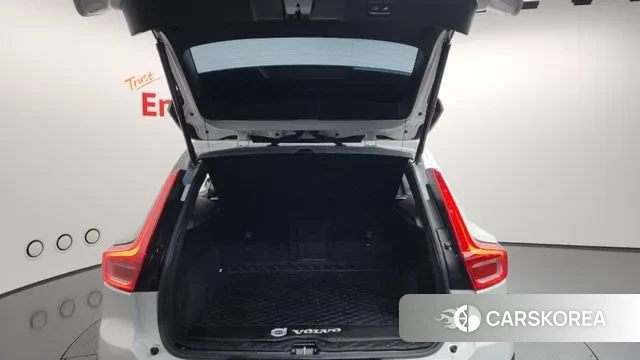 Volvo XC40 id 3415928 из Кореи 11