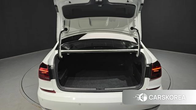 Volkswagen The New Passat id 3814347 из Кореи 11