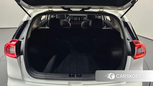 Kia Niro id 3789846 из Кореи 11