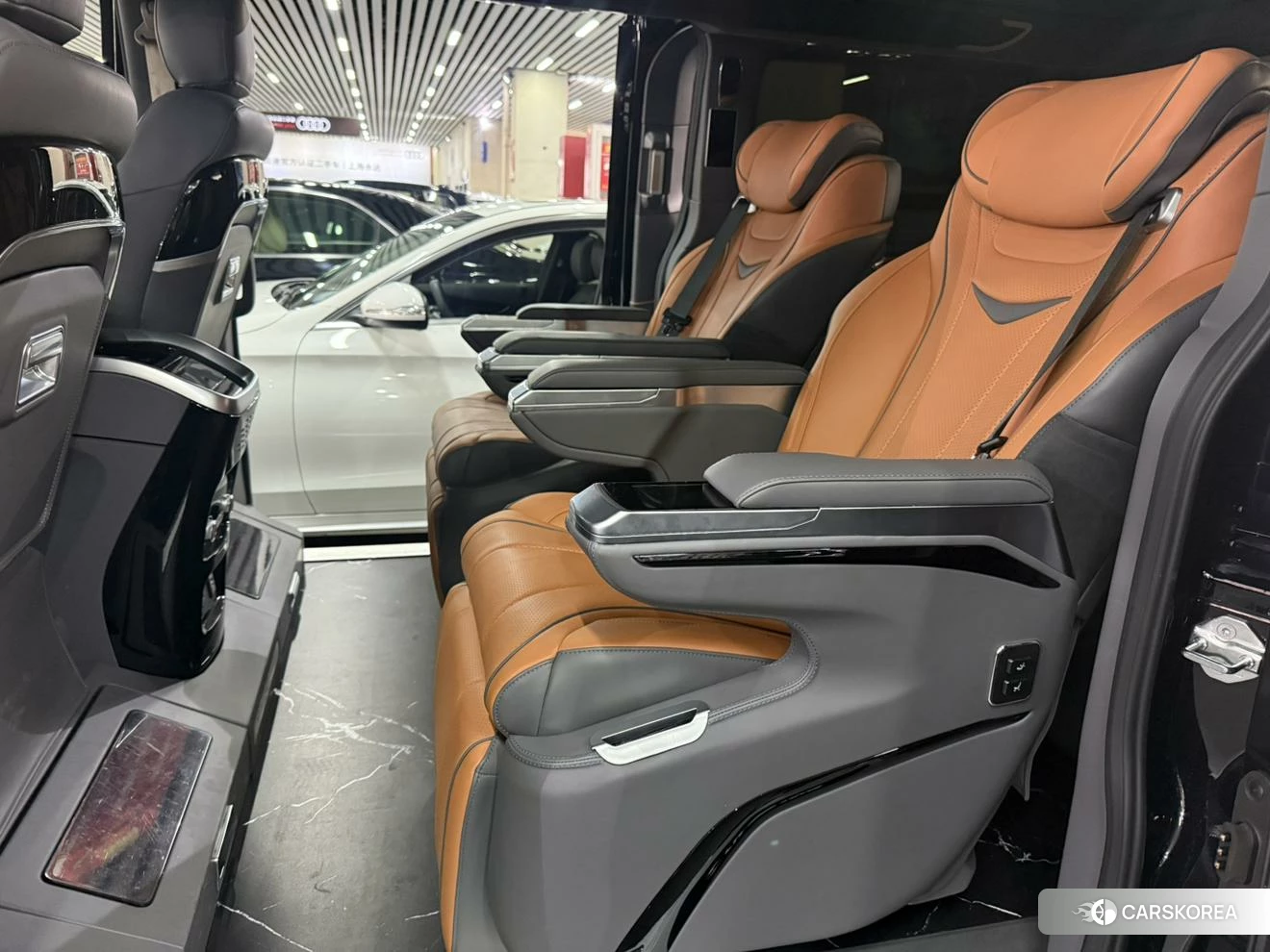 Ford Touruiou id 4440552 из Китая 11