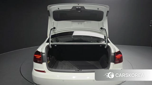 Volkswagen The New Passat id 4465530 из Кореи 11