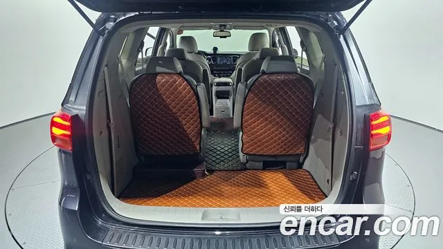 Kia The New Carnival id 2855623 из Кореи 11