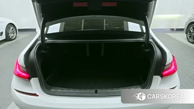 BMW 3 Series (G20) id 3389902 из Кореи 11