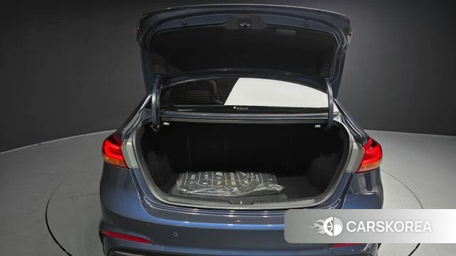 Hyundai Avante AD id 3814588 из Кореи 11