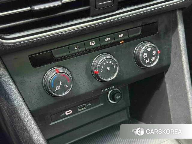 Volkswagen Tiguan L id 4257580 из Китая 11