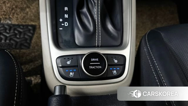 Hyundai Venue id 3878515 из Кореи 11