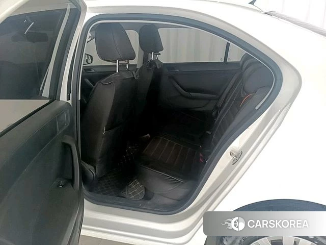 Volkswagen Santana id 4212230 из Китая 11