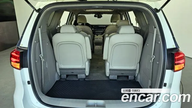 Kia The New Carnival id 2714882 из Кореи 11