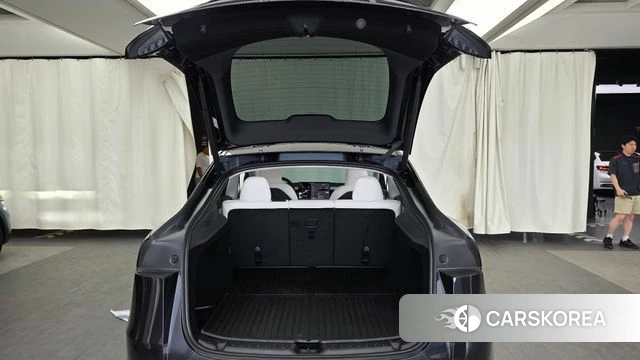 Tesla Model Y id 4584193 из Кореи 11