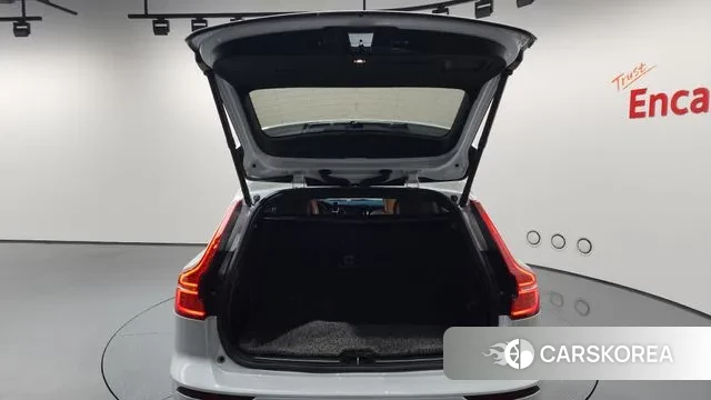 Volvo V60 Cross-Country 2nd Generation id 3329598 из Кореи 11