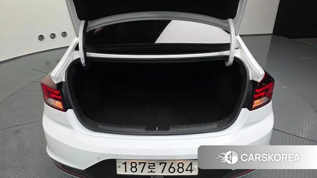 Hyundai The New Avante AD id 3813924 из Кореи 11