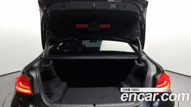 BMW 5 Series (G30) id 2609043 из Кореи 11