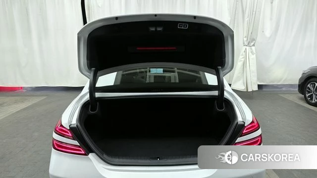 Genesis The New G70 id 3811096 из Кореи 11