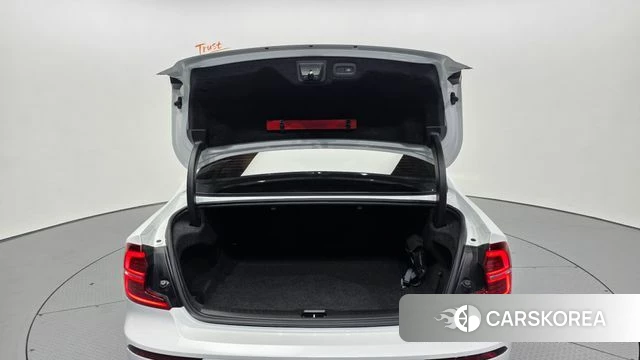 Volvo S60 3rd generation id 3800631 из Кореи 11