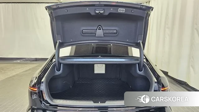 Hyundai Grandeur Hybrid (GN7) id 3447357 из Кореи 11