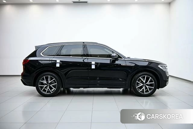 Volkswagen Touareg id 4259616 из Китая 11