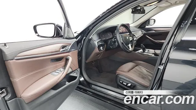 BMW 5 Series (G30) id 2680440 из Кореи 11