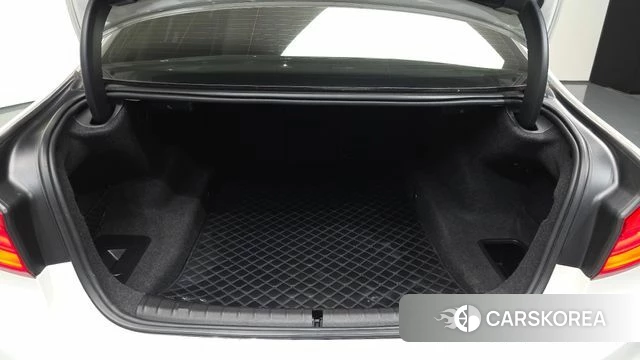 BMW 5 Series (G30) id 4557423 из Кореи 11