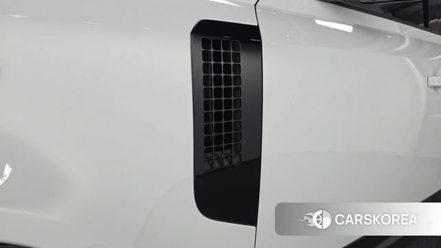 Land Rover Defender (L663) id 4532890 из Кореи 11