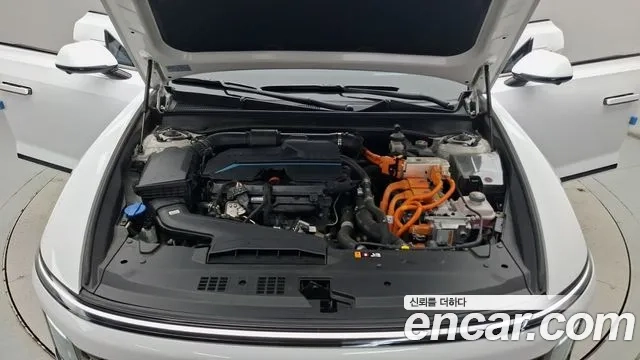 Hyundai Grandeur Hybrid (GN7) id 2954192 из Кореи 11