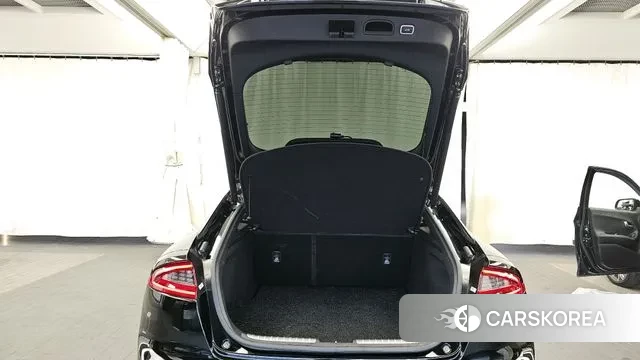 Kia Stinger id 3530919 из Кореи 11