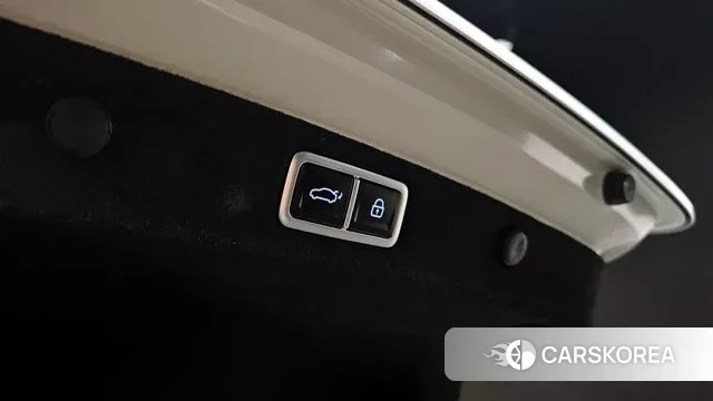 Hyundai Grandeur Hybrid (GN7) id 3400383 из Кореи 11