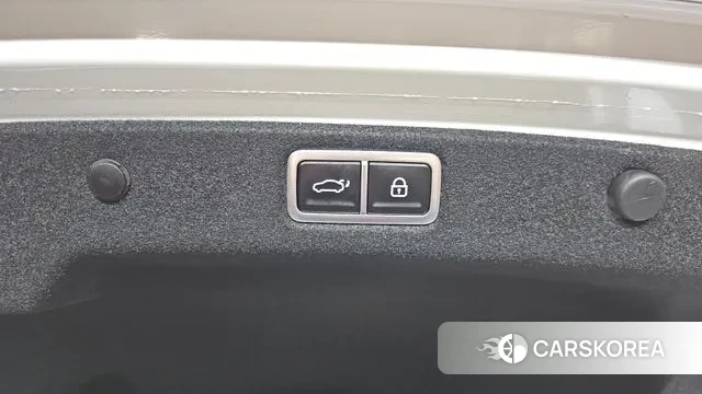 Hyundai Grandeur (GN7) id 3534028 из Кореи 11