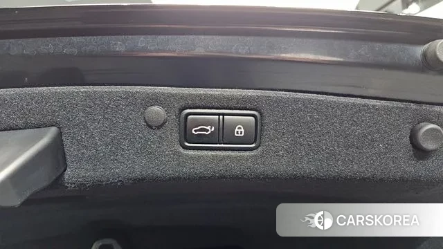 Hyundai The New Grandeur IG id 3291801 из Кореи 11