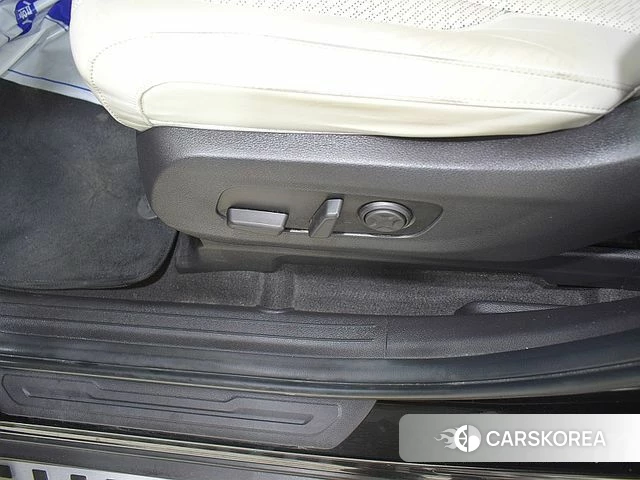 Kia Carnival 4th generation id 3934518 из Кореи 11