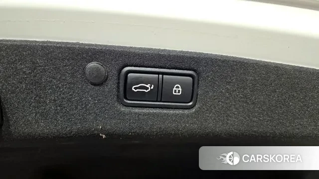 Hyundai The New Grandeur IG id 3562594 из Кореи 11