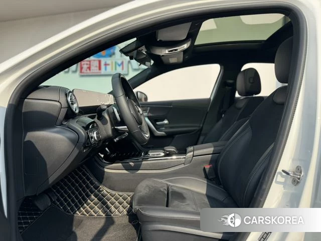 Mercedes-Benz Class A id 4264982 из Китая 11