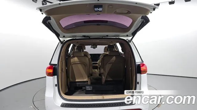 Kia The New Carnival id 2658858 из Кореи 11