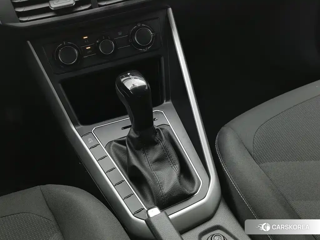 Volkswagen Polo id 4545693 из Китая 11