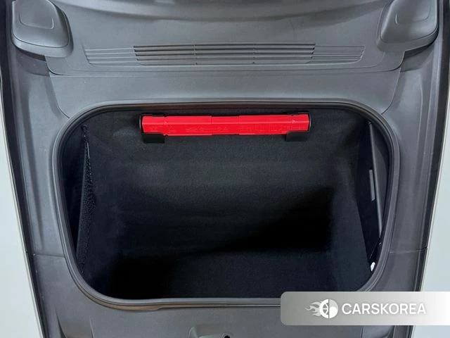 Porsche 911(992) id 4693432 из Кореи 10