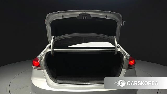 Hyundai Avante AD id 4620700 из Кореи 11