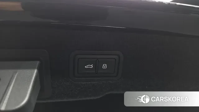 Audi A8 (D5) id 2984161 из Кореи 11