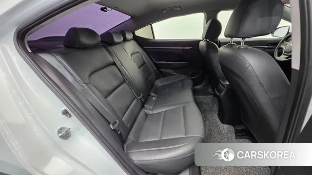 Hyundai Avante AD id 3469881 из Кореи 11